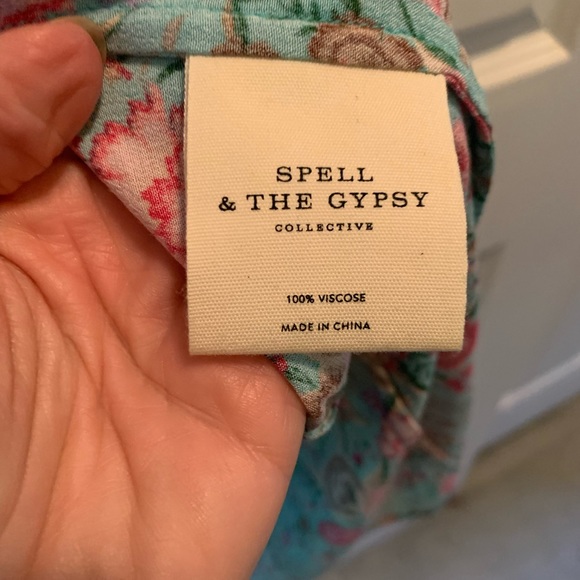 Babushka Spell Robe - Picture 4 of 5